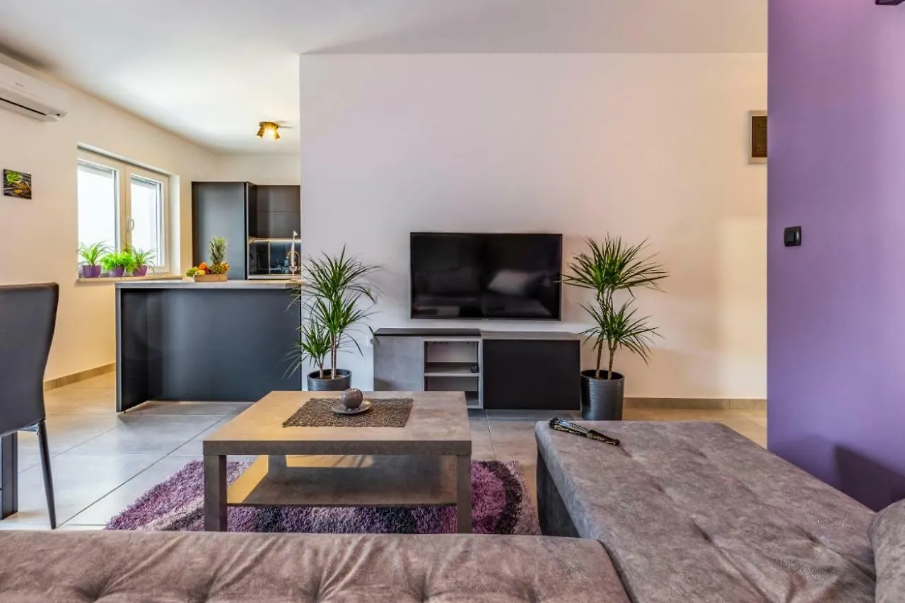 Apartment Sabina Medulin
