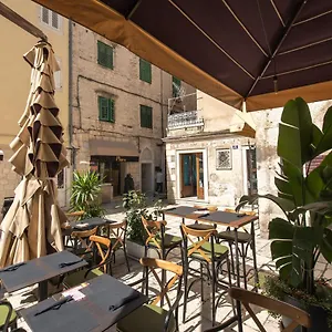 dolce-vita-apartments.splithotels.org/